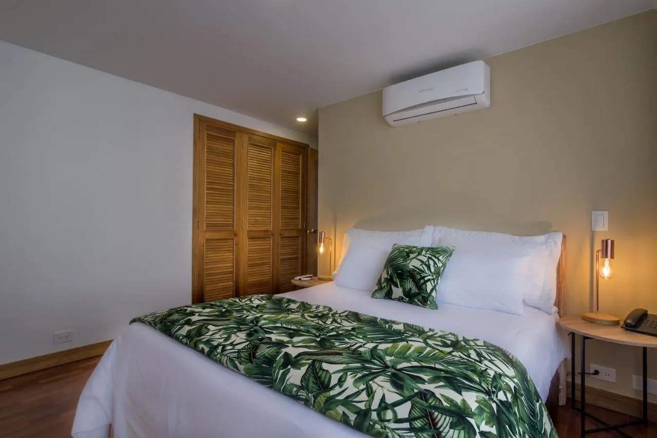 ميديلين Alcazar De Oviedo By Ee Hoteles شقة فندقية