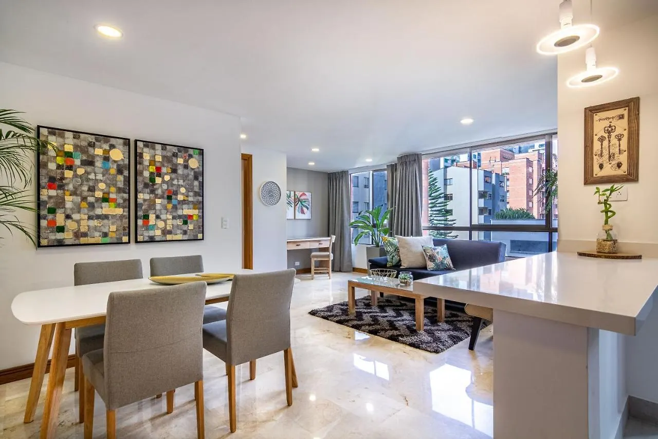 ميديلين Alcazar De Oviedo By Ee Hoteles شقة فندقية
