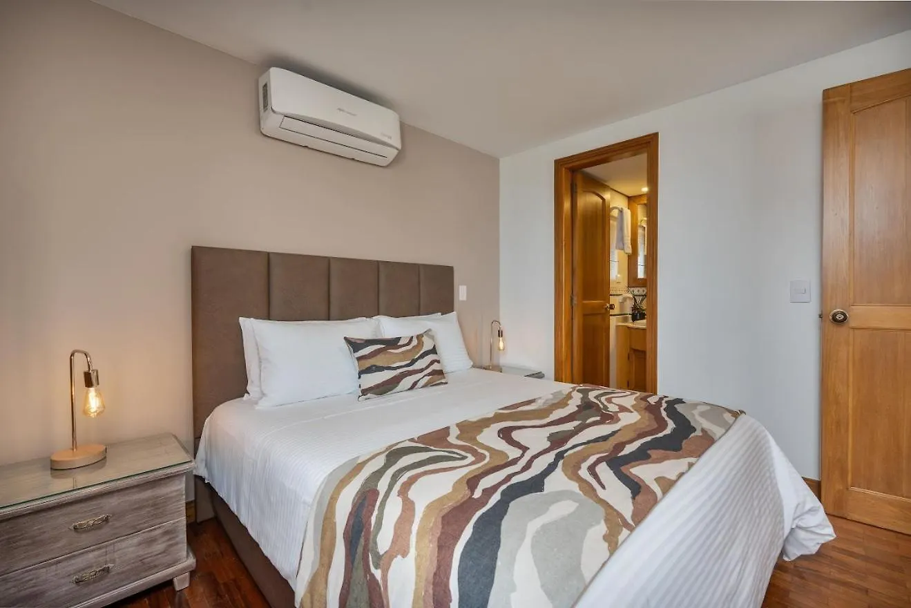 ميديلين Alcazar De Oviedo By Ee Hoteles شقة فندقية
