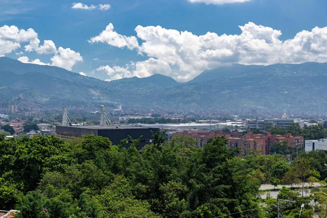 Alcazar De Oviedo By Ee Hoteles Medellín Aparthotel
