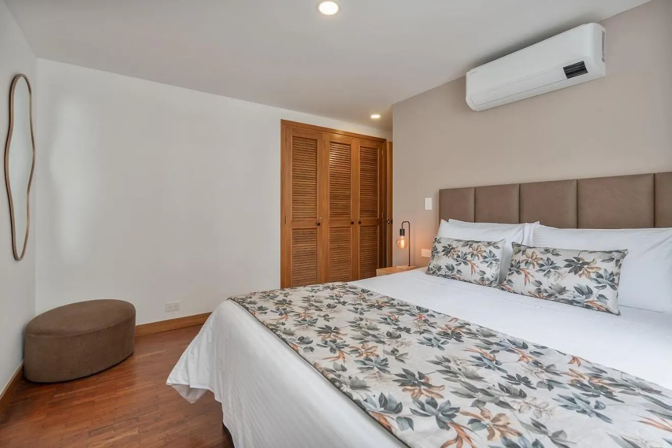 Aparthotel Alcazar De Oviedo By Ee Hoteles Medellín